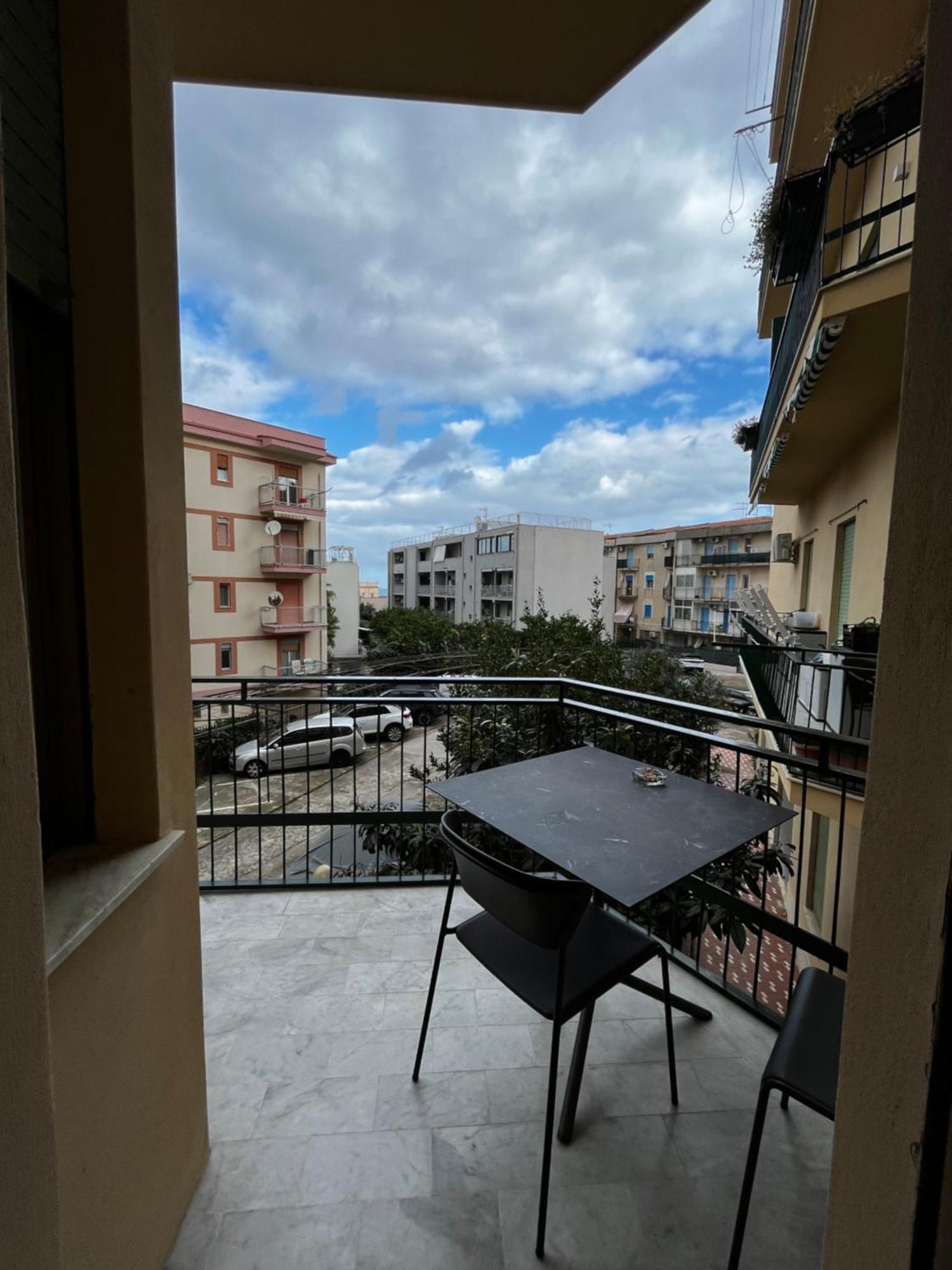 New Sea House Vicino La Spiaggia Del Lungomare Apartment เชฟาลู ภายนอก รูปภาพ